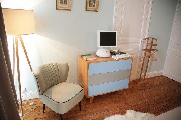  - Chez-Ric-et-Fer-Luxuruy-Bed-and-Breakfast-in-Aisne-France-Nicest-Apple-iMac-ever-600x400