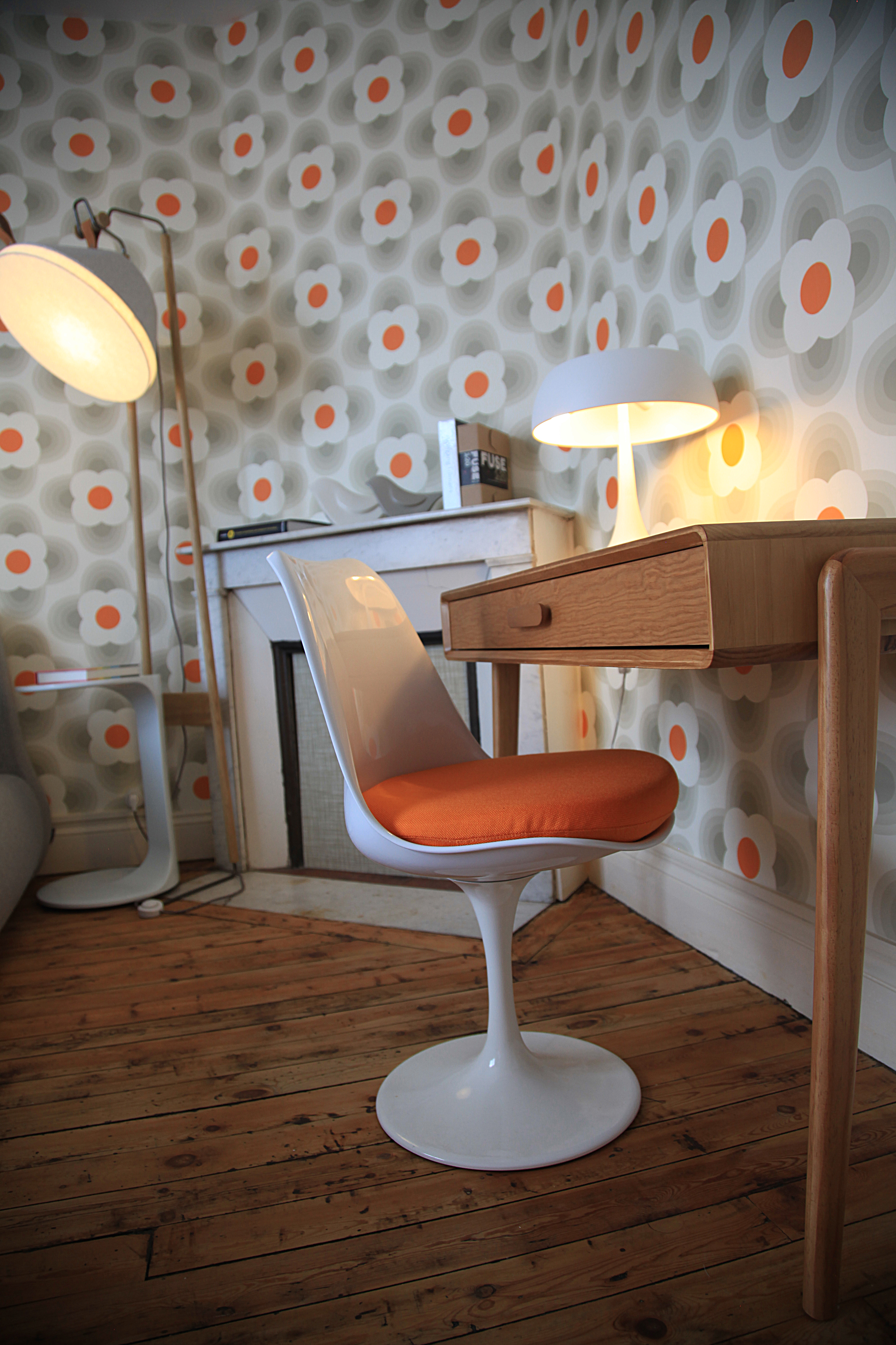 Chez Ric et Fer-vintage b&b-simple desk-Northern France-picardie area-©spherecom